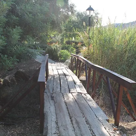 Complejo Rural Los Pedregales مكان تخييم إِستيبونا