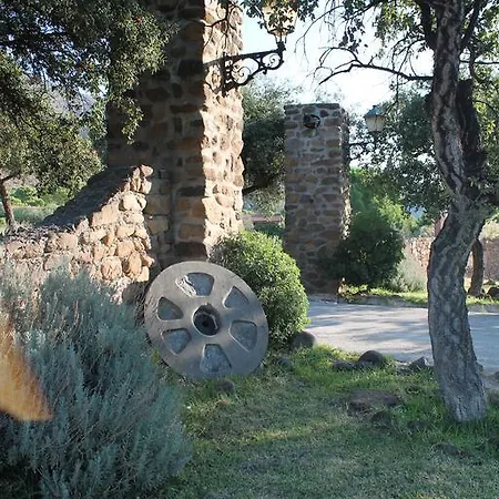 Complejo Rural Los Pedregales אסטפונה